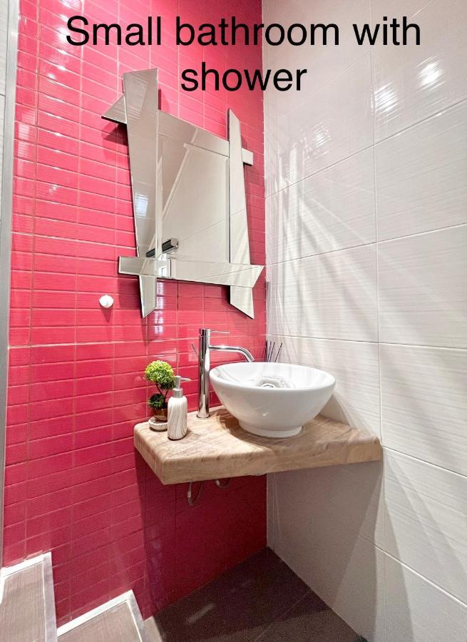 הוילה Skriperon Gkk House Private Swimming Pool Luxury House מראה חיצוני תמונה